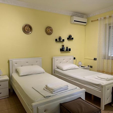 Fun House Serenity Apartment Tiranë Ngoại thất bức ảnh