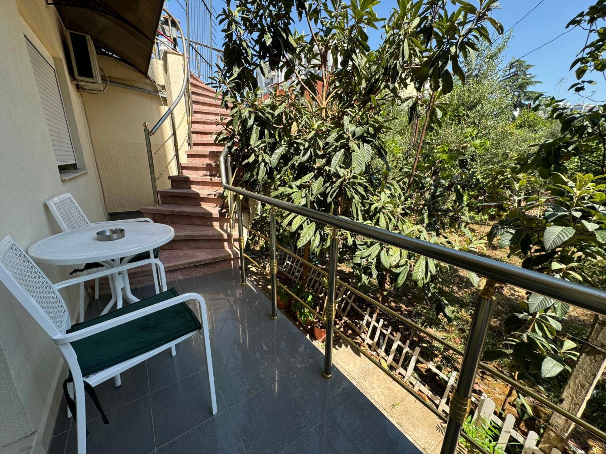 Fun House Serenity Apartment Tiranë Ngoại thất bức ảnh